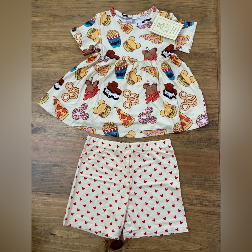 NWT Little Snuggles Bamboo Disney Treats Snacks 2-Piece Set